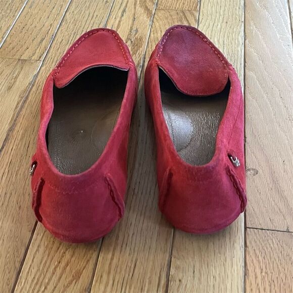 UGG Women's Suede Loafer Moccasins Red Size 9 Casual Flats - Picture 3 of 8